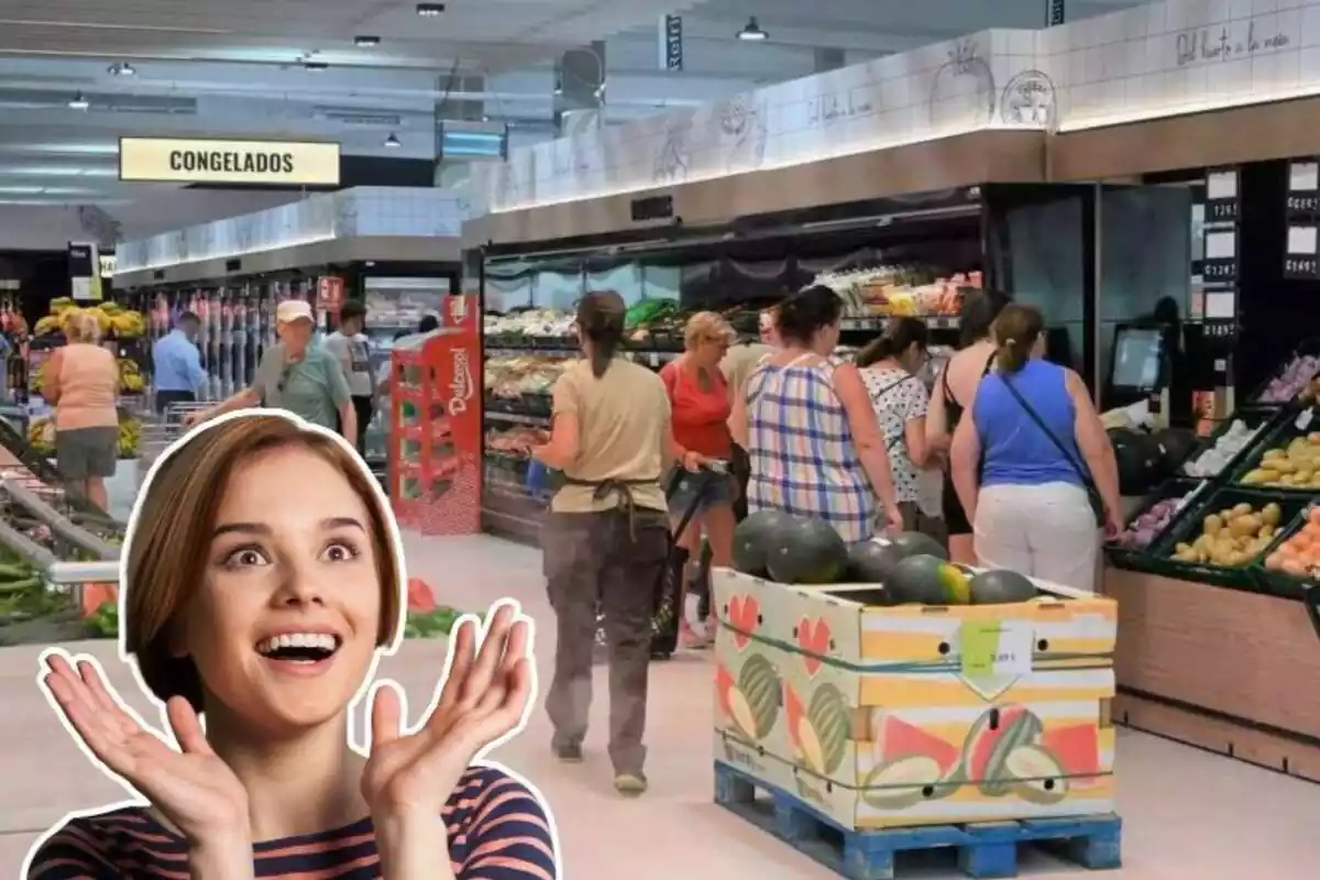Imatge de fons d´una botiga Family Cash per dins i una altra imatge en primer pla d´una dona amb gest de sorpresa