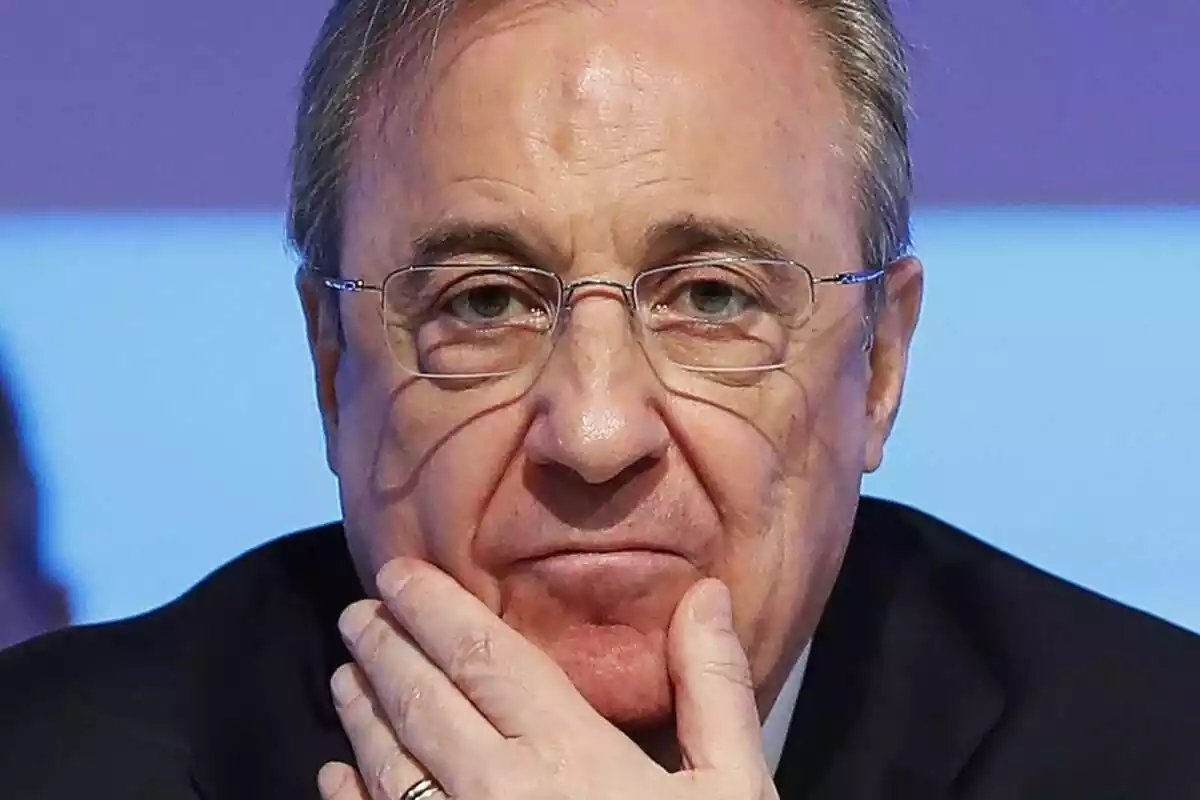 Florentino Pérez amb la mirada perduda