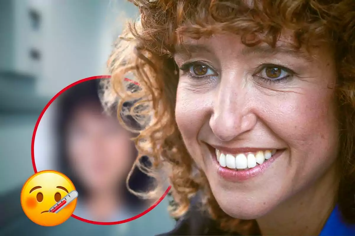 Dona somrient amb cabell arrissat i un emoji de cara malalta amb termòmetre a la cantonada inferior esquerra.