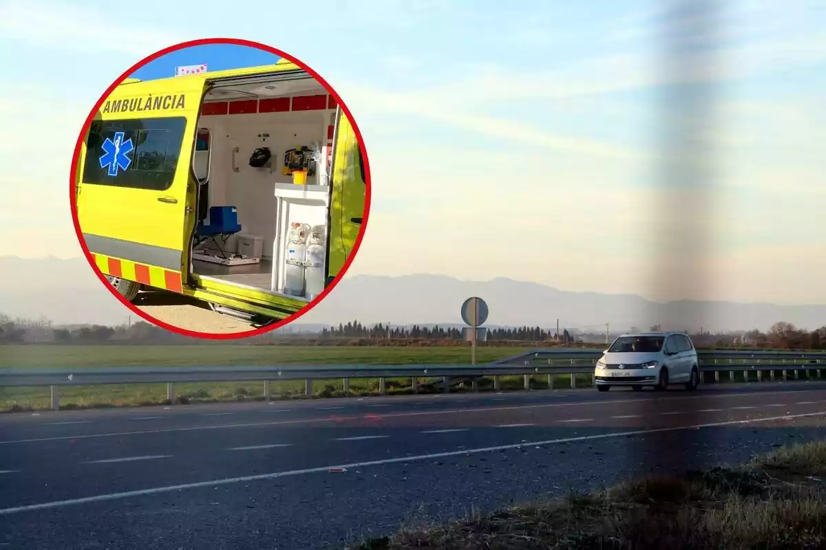 Fotomuntatge de la carretera C-31, via on s'ha produït l'accident, i una ambulància del SEM