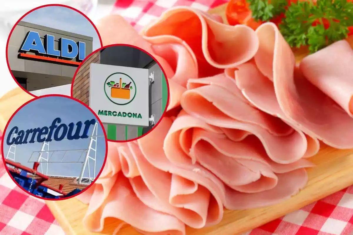 Fotomuntatge amb un primer pla d'unes rodanxes de pernil cuit en una taula de fons i al capdavant tres rodones vermelles amb els logos dels supermercats Aldi, Mercadona i Carrefour