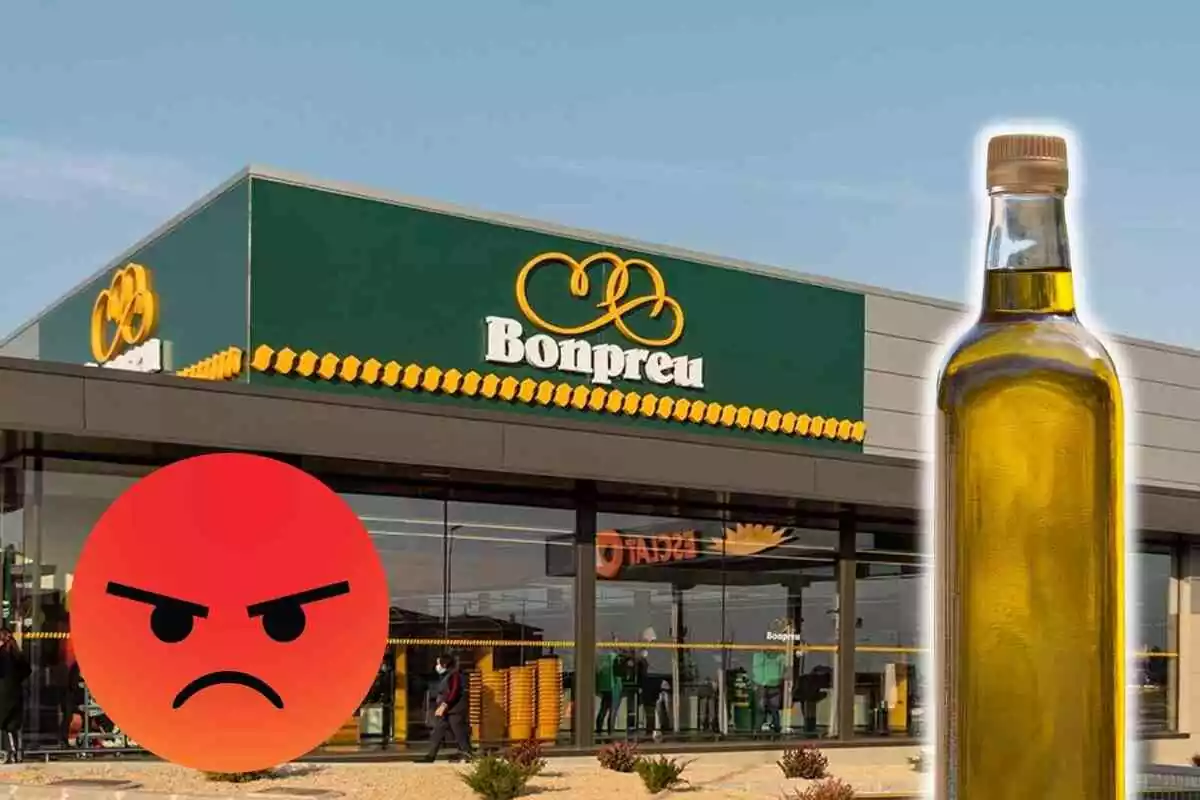 Fotomuntatge amb una imatge de fons d'un supermercat Bonpreu i al capdavant una ampolla d'oli d'oliva i un emoji amb cara enfadada