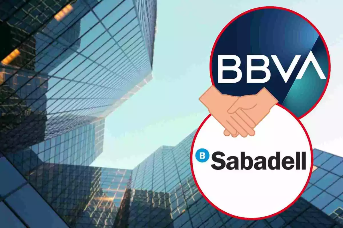 Fotomuntatge amb una imatge de fons d'una empresa i al capdavant dues rodones vermelles amb els logos del BBVA i Banc Sabadell i unes mans encaixades
