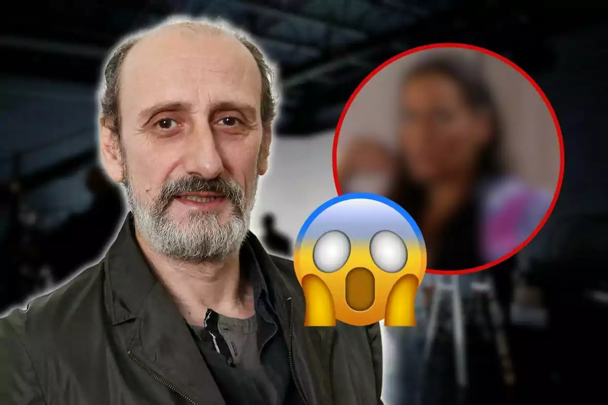 Un hombre con barba y cabello canoso en primer plano, con un fondo borroso que incluye un emoji de sorpresa y una figura desenfocada en un círculo rojo.