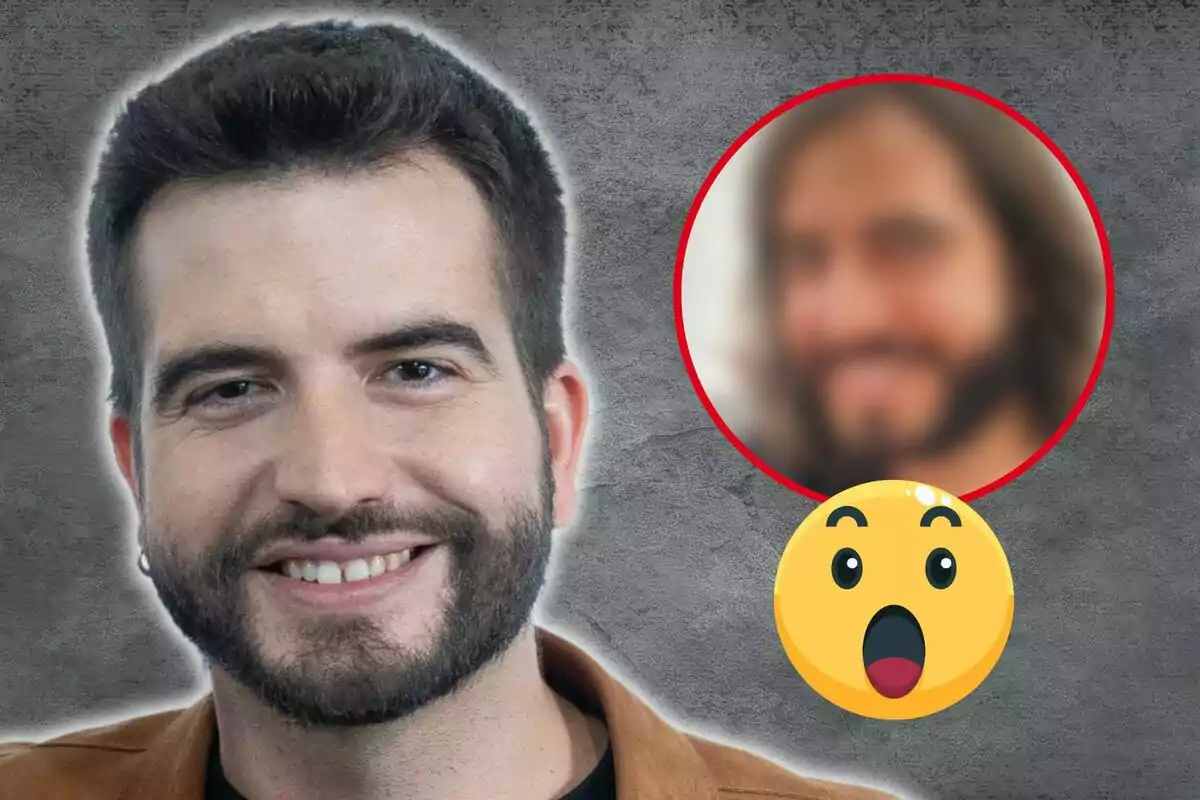 Un home somrient amb barba i cabells curts, amb una imatge borrosa d'una altra persona en un cercle vermell amb un emoji sorprès.