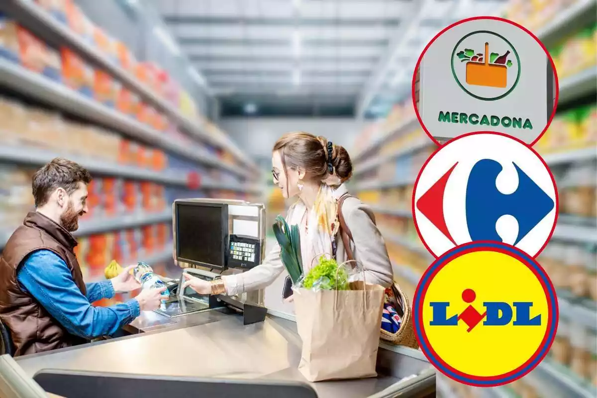 Muntatge fotogràfic entre un supermercat i els logos de tres supermercats