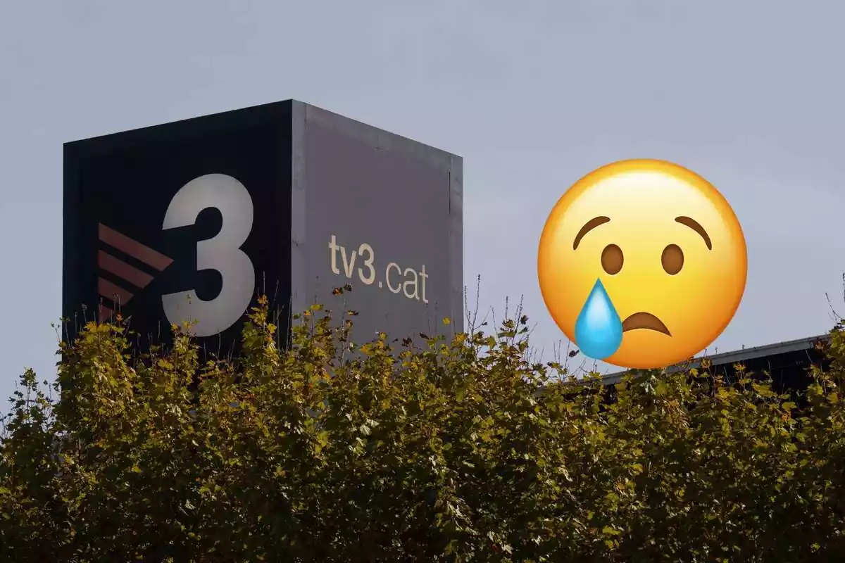 Fotomuntatge de les instal·lacions de TV3 amb una emoticona plorant