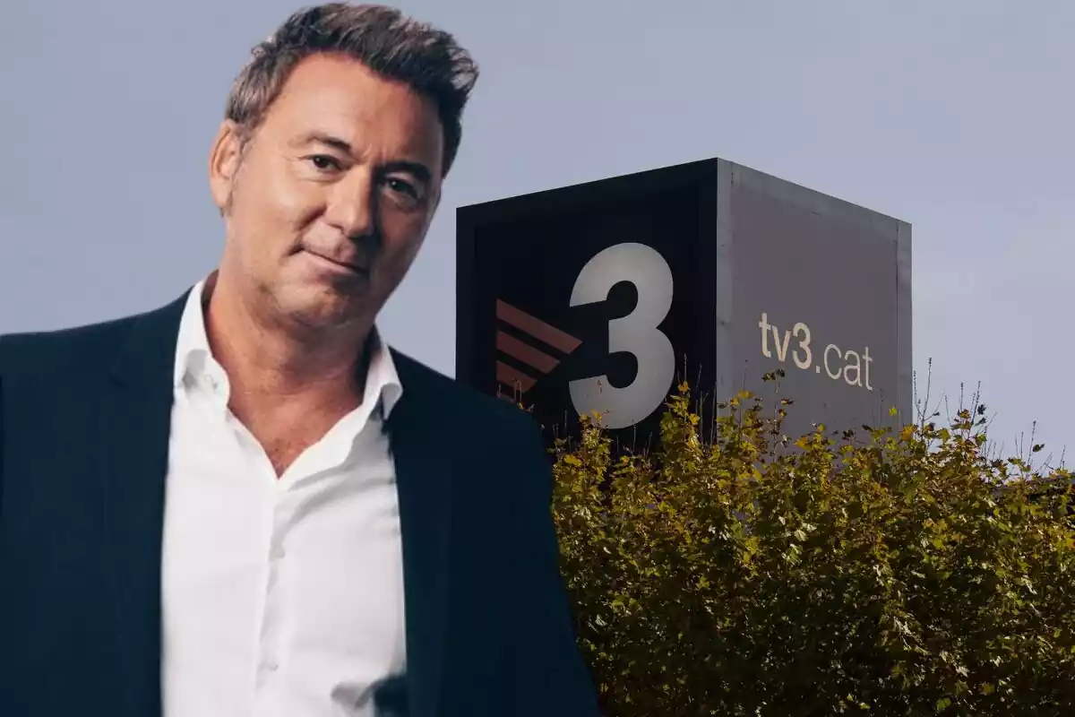 Fotomuntatge de Xavi Valls amb les instal·lacions de TV3 de fons