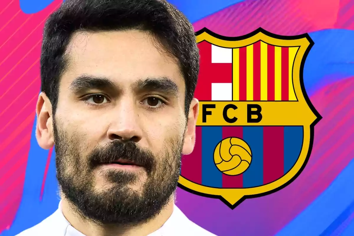 Un home amb barba davant de l'escut del FC Barcelona.