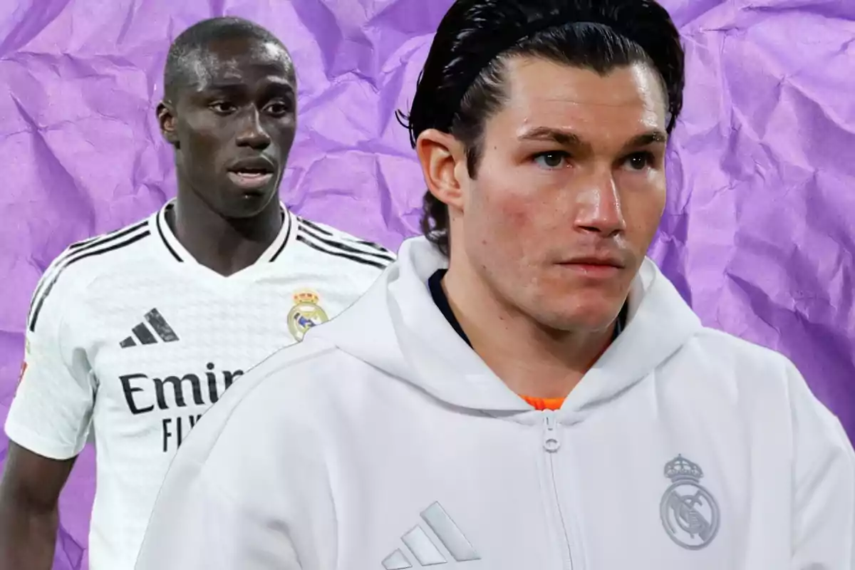 Dos jugadores de fútbol del Real Madrid con fondo morado.