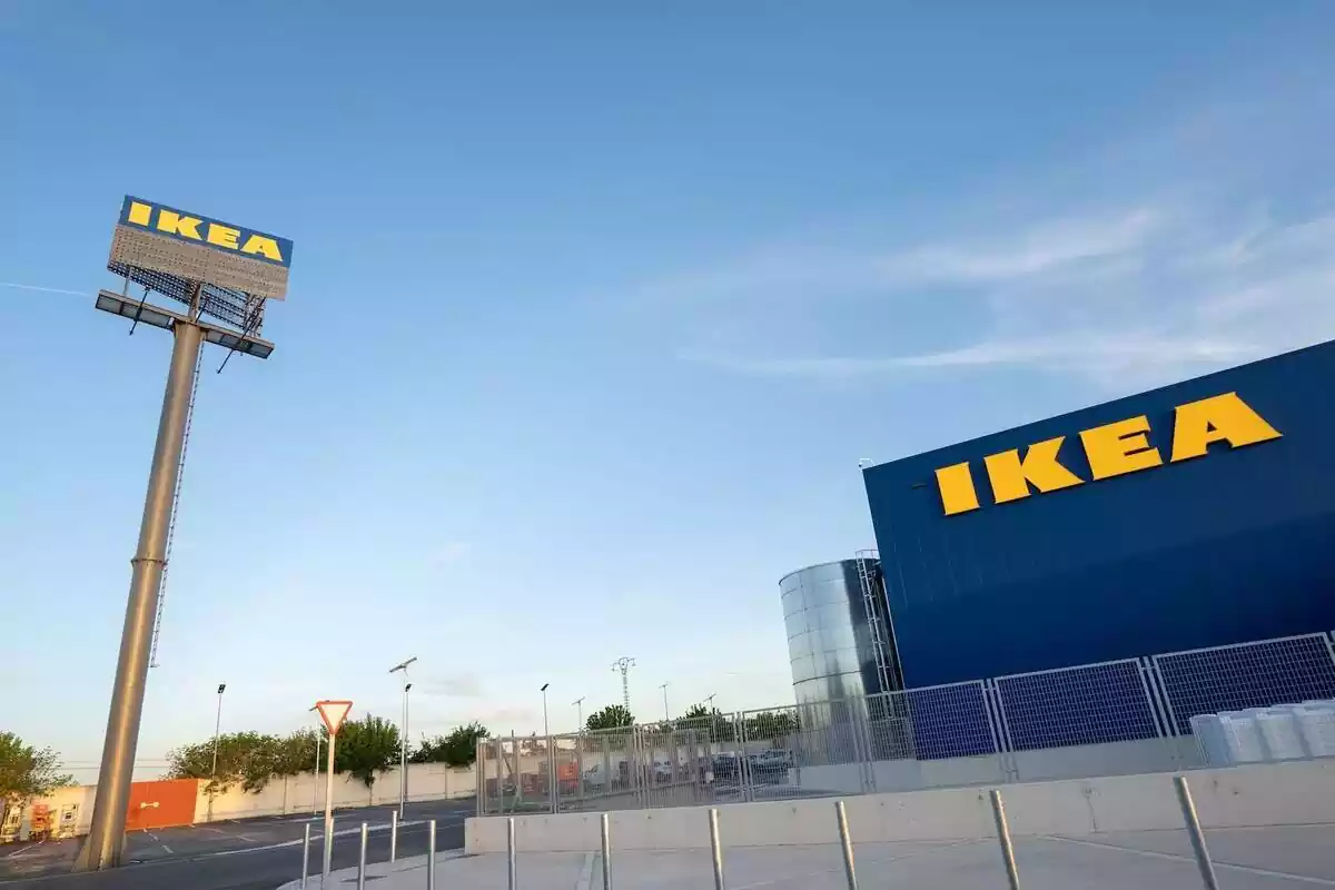 Plànol general del pàrquing i entrada d'Ikea
