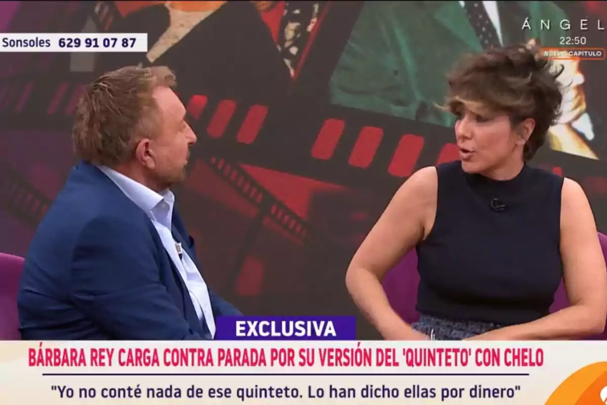 Two people are talking on a television show, with a caption mentioning a controversy involving Bárbara Rey and a Two people are talking on a television show, with a caption mentioning a controversy involving Bárbara Rey and a