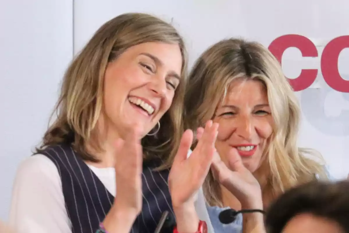 Jèssica Albiach and Yoalnda Diaz at an En Comú Podem rally