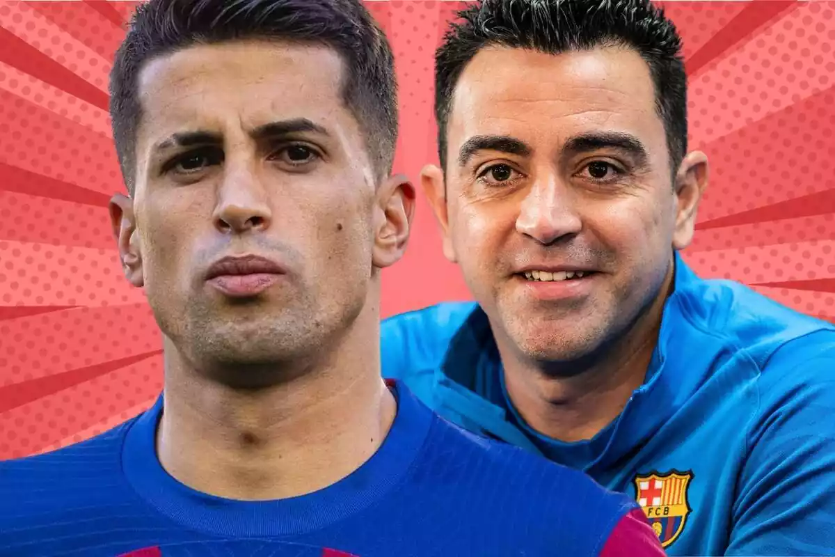 Joao Cancelo en primer pla amb Xavi Hernández al fons mirant a càmera