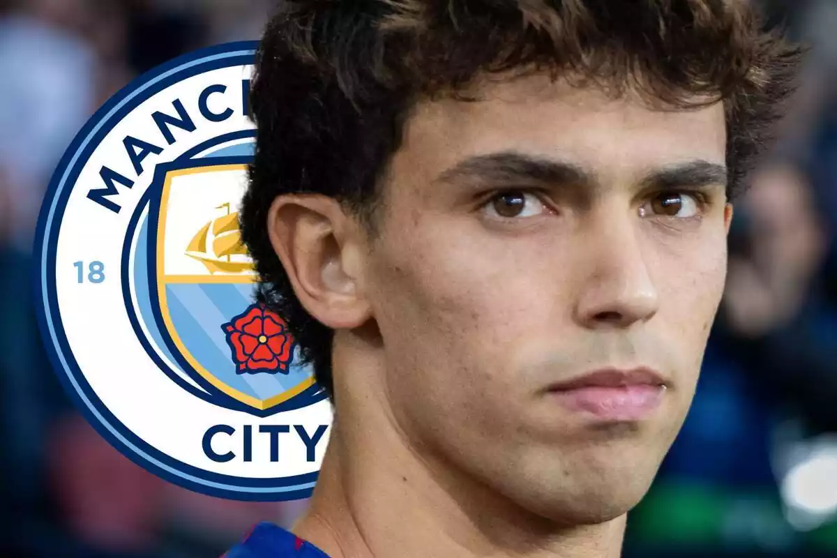 Joao Félix en primer pla amb l'escut del Manchester City al fons