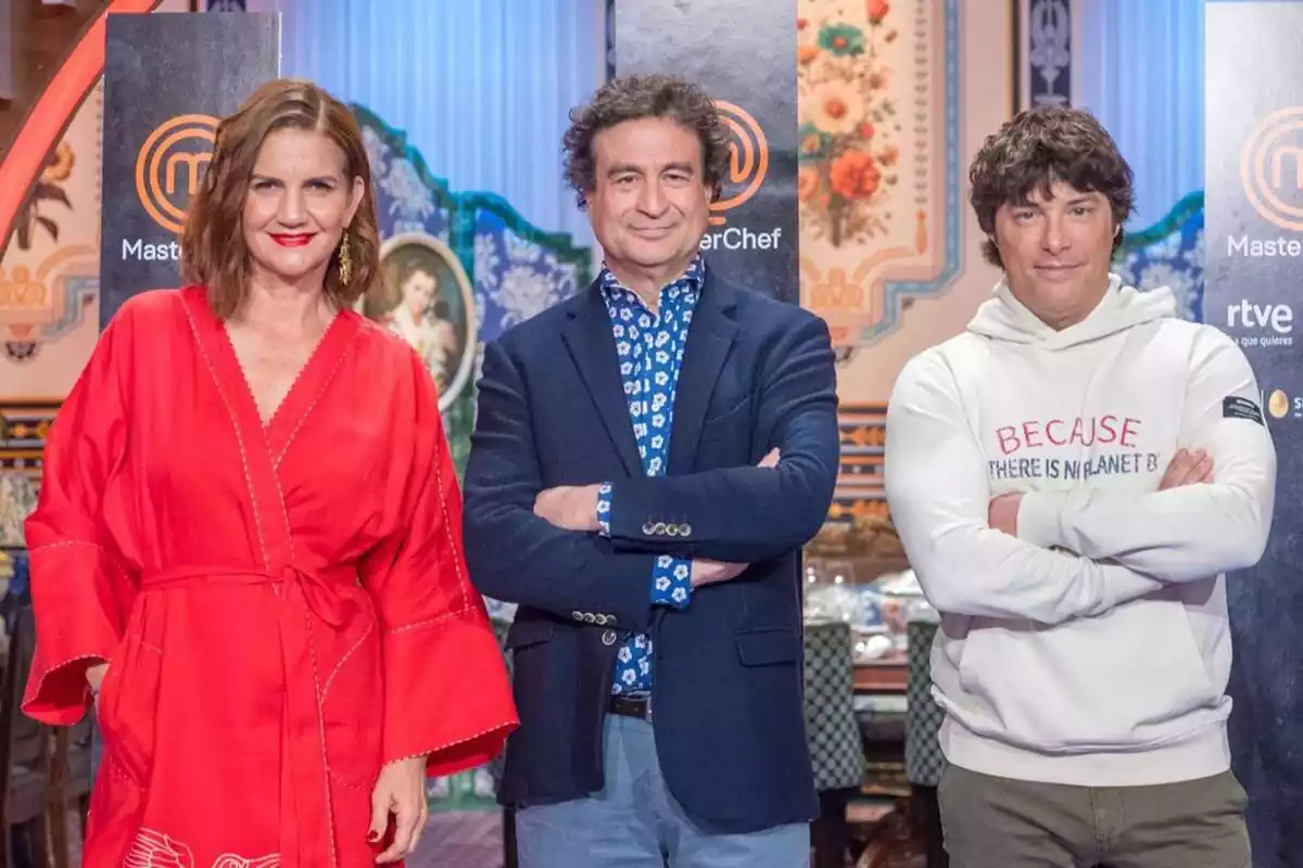 Fotografia de Pepe Rodríguez, Jordi Cruz i Samantha Vallejo-Nágera a la presentació de MasterChef de La 1