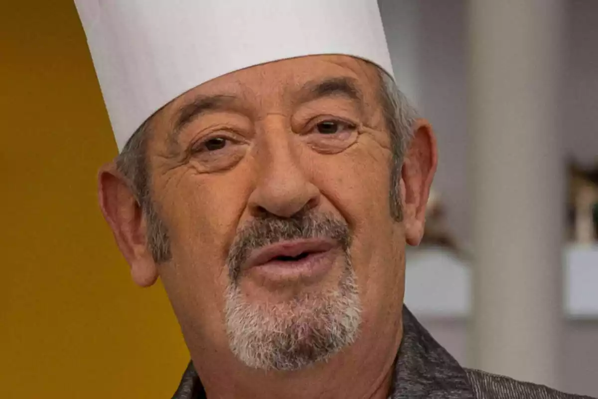 Primer plano del cocinero Karlos Arguiñano parlant Primer plano del cocinero Karlos Arguiñano parlant
