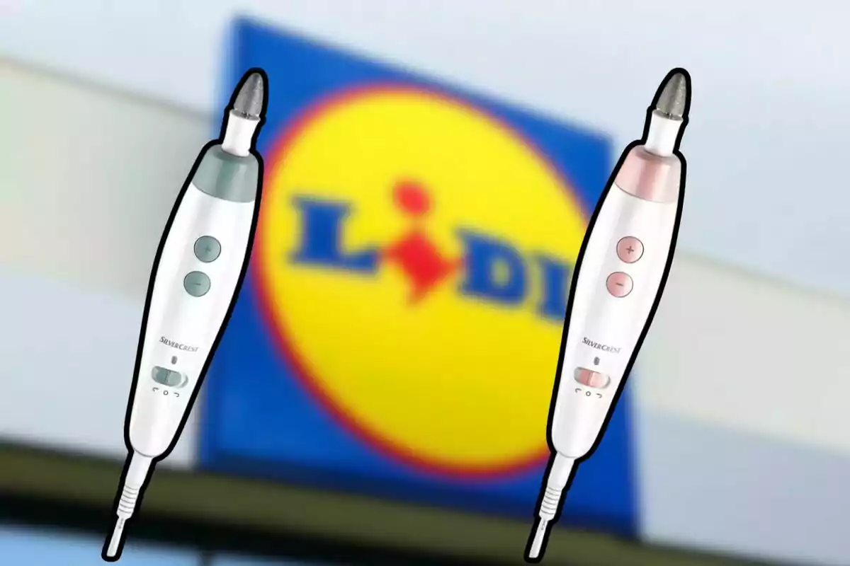 Dues llimes elèctriques de manicura Silvercrest de color verd i rosa davant d’un cartell borros de la botiga Lidl. Dues llimes elèctriques de manicura Silvercrest de color verd i rosa davant d’un cartell borros de la botiga Lidl.