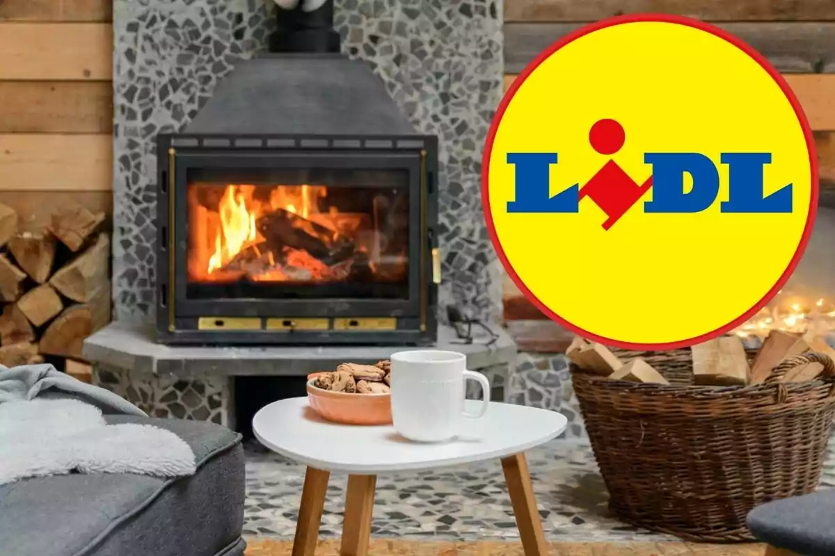 Sala acollidora amb xemeneia encesa, taula amb tassa i galetes, i logo de Lidl.