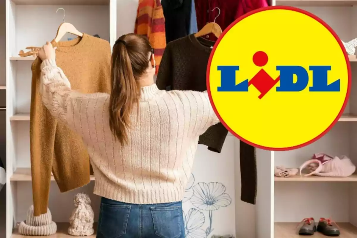 Una persona tria entre dos suèters en un armari, amb el logotip de Lidl superposat a la imatge.