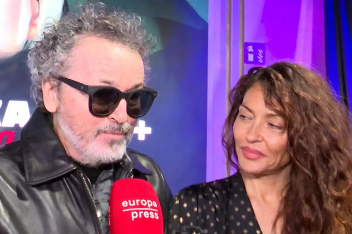 Luis Canut and Patricia Pérez in an interview with a Europa Press microphone. Luis Canut and Patricia Pérez in an interview with a Europa Press microphone.