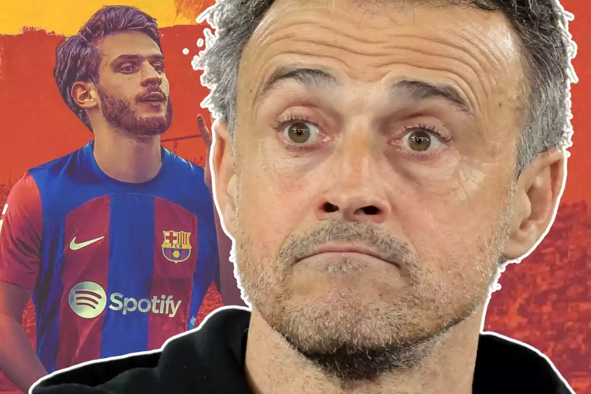 Luis Enrique mirant al capdavant amb cara de sorpresa al costat d'una imatge de Khvicha Kvaratskhelia