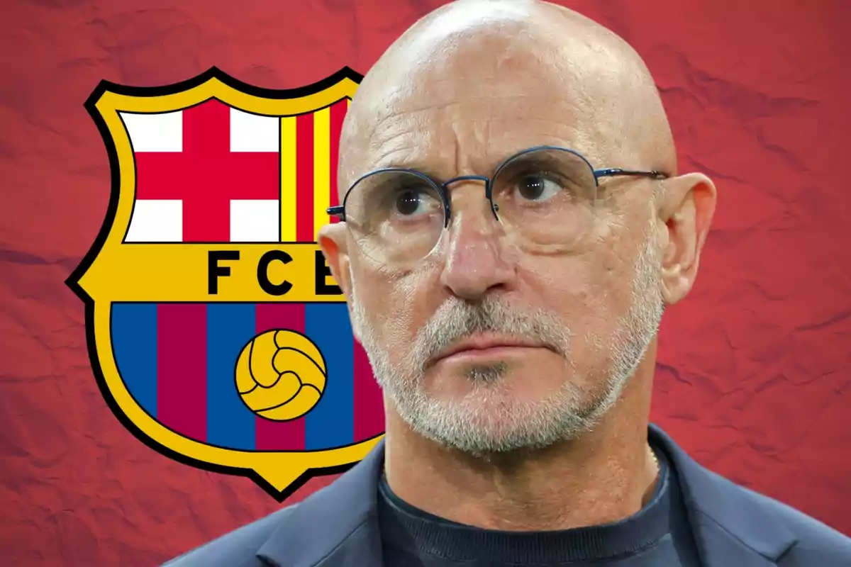 Home calb amb ulleres i barba mirant seriosament amb l’escut del FC Barcelona de fons