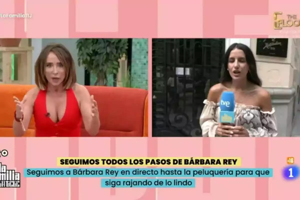 Dues dones participen a La Família de la Tele, María Patiño en un estudi amb sofà vermell i l’altra al carrer sostenint un micròfon blau de tve, amb un rètol a la pantalla que esmenta Bárbara Rey i la perruqueria. Dues dones participen a La Família de la Tele, María Patiño en un estudi amb sofà vermell i l’altra al carrer sostenint un micròfon blau de tve, amb un rètol a la pantalla que esmenta Bárbara Rey i la perruqueria.