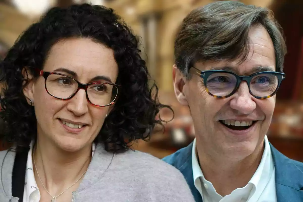 Muntatge amb les cares de Marta Rovira i Salvador Illa, tots dos somrient i amb un fons desenfocat del Parlament de Catalunya