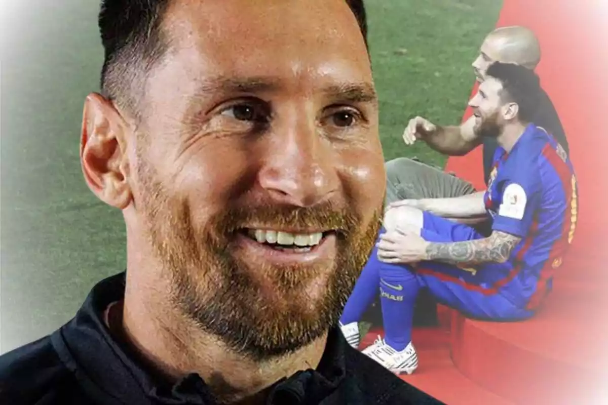Lionel Messi en primer pla amb un gran somriure amb una imatge seva assegut al costat de Javier Mascherano