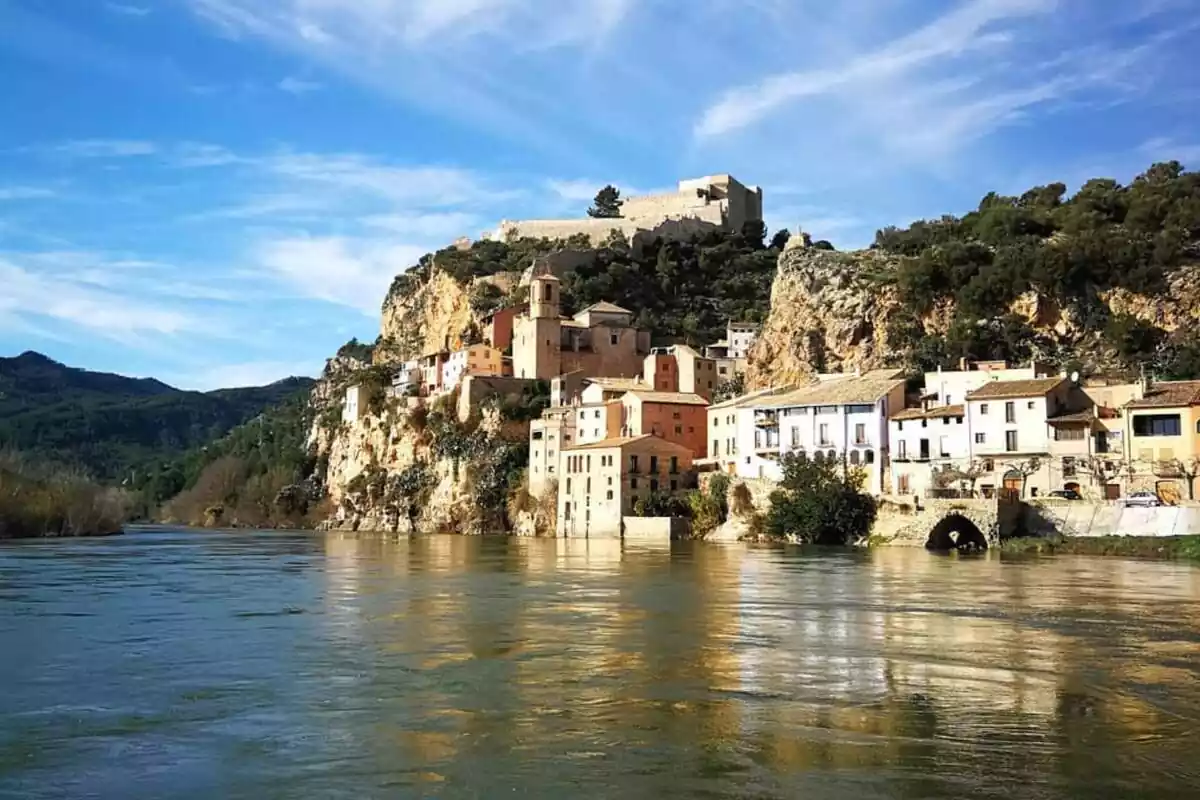 Imatge del poble de Miravet, un dels més bonics de Catalunya