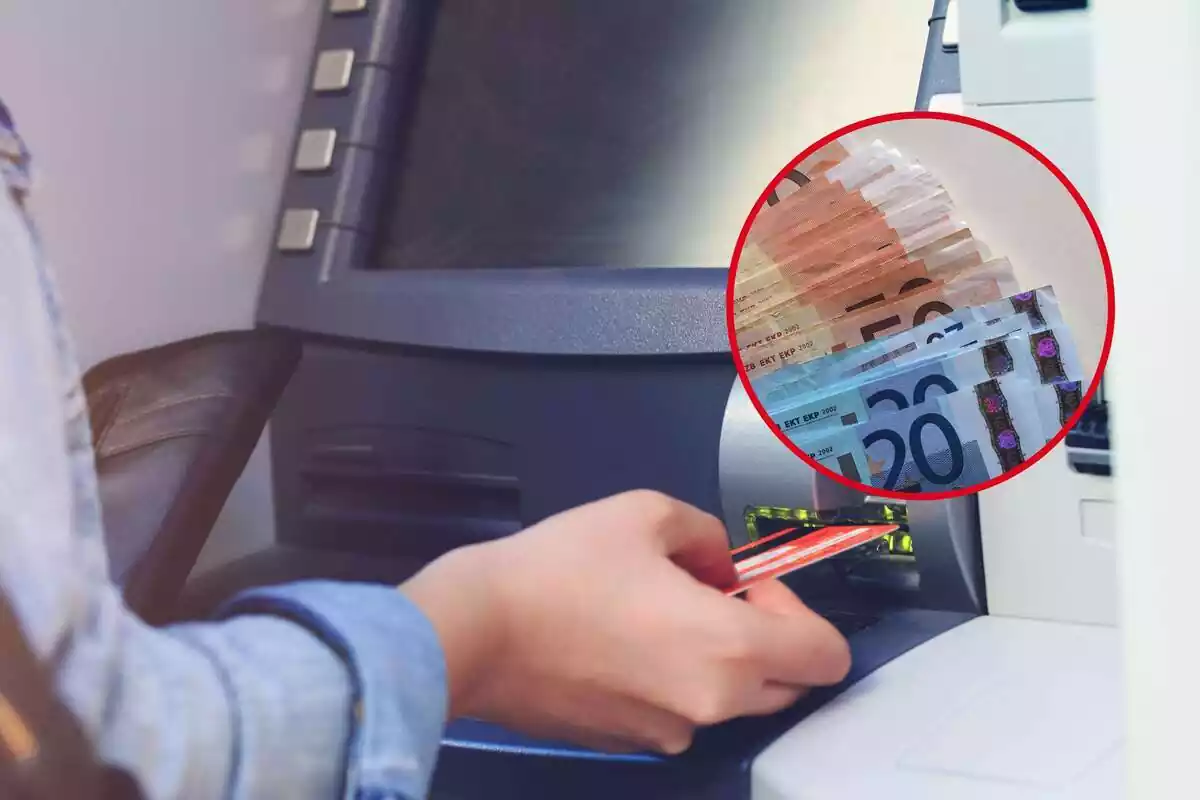 Muntatge d'una persona ficant la targeta en un caixer i una rodona amb bitllets d'euro