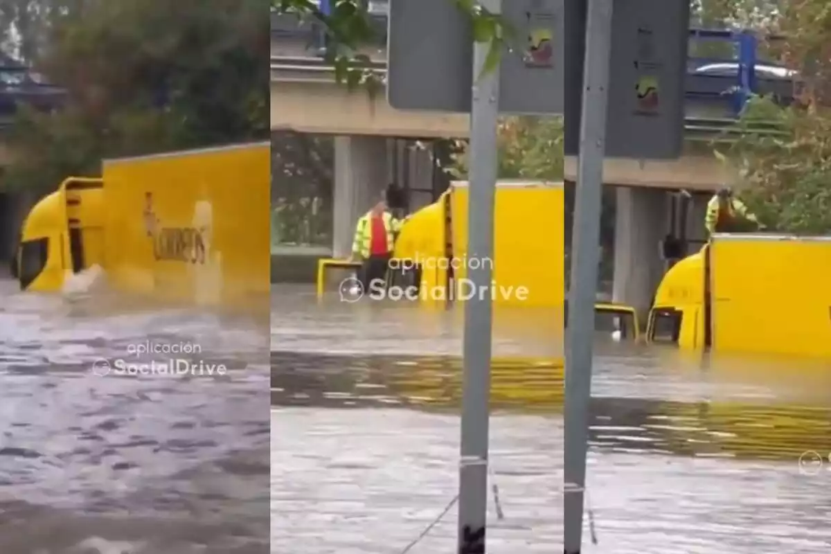 Muntatge d'un camió de correus atrapat a les inundacions de Madrid