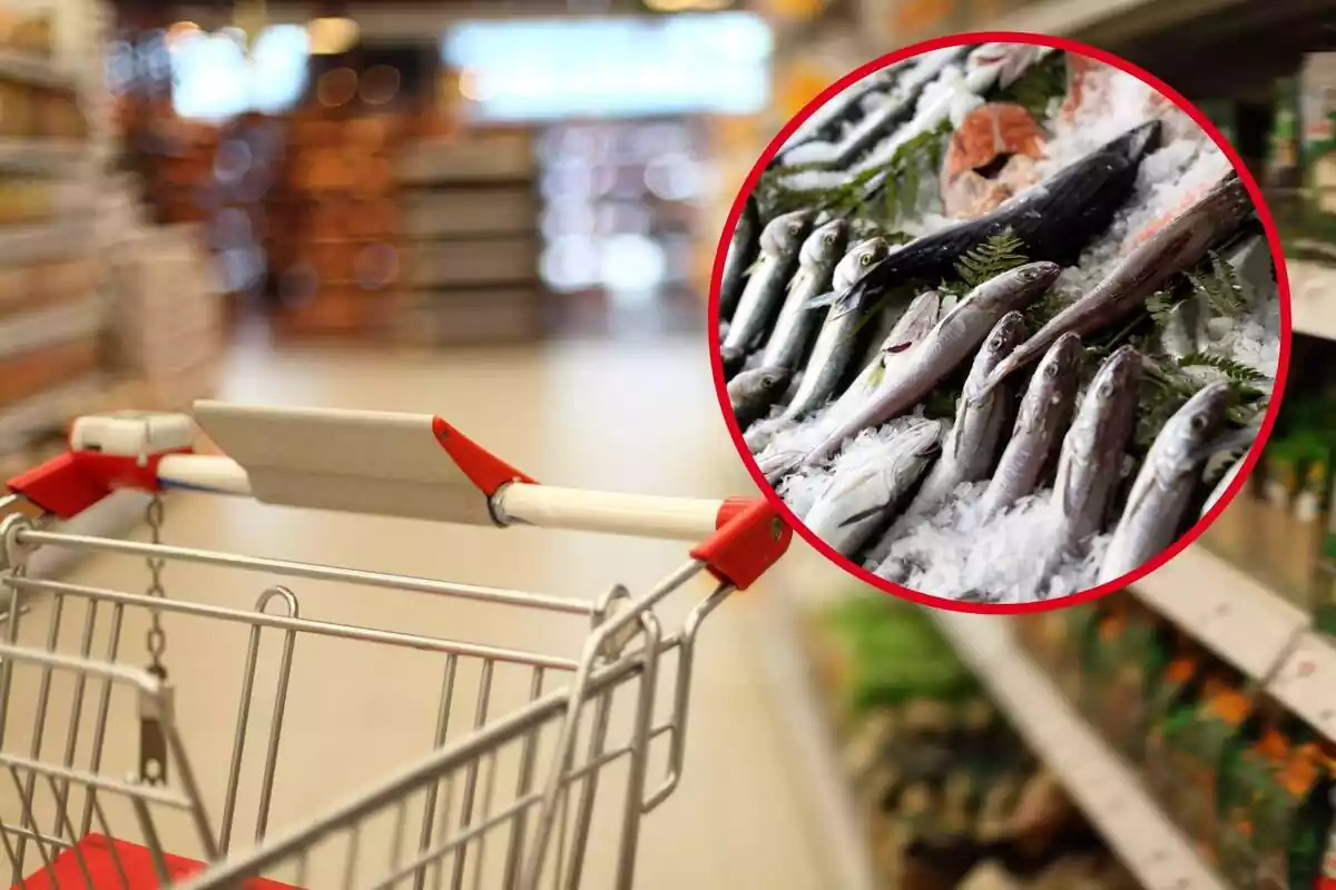 Muntatge amb un carret al passadís d'un supermercat i un cercle amb peix fresc al taulell d'una peixateria
