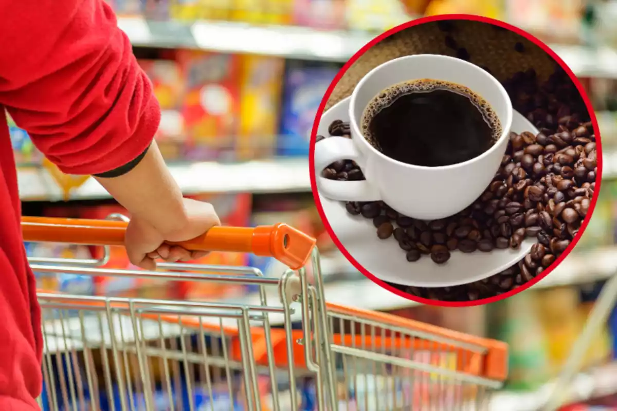 Muntatge amb una persona amb un carret al passadís d'un supermercat i un cercle amb una tassa plena de cafè i grans de cafè al voltant