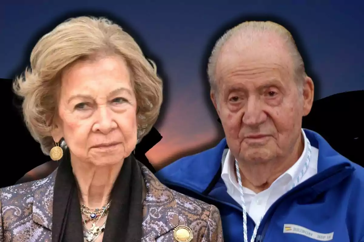 La reina Sofia i Joan Carles I posen junts davant d'un fons fosc.