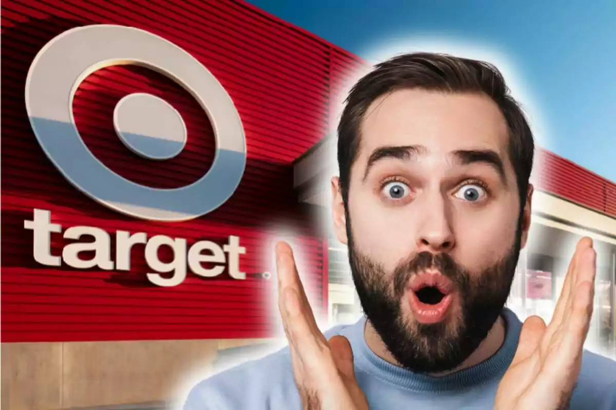 Un hombre con expresión de sorpresa frente a un edificio de Target.