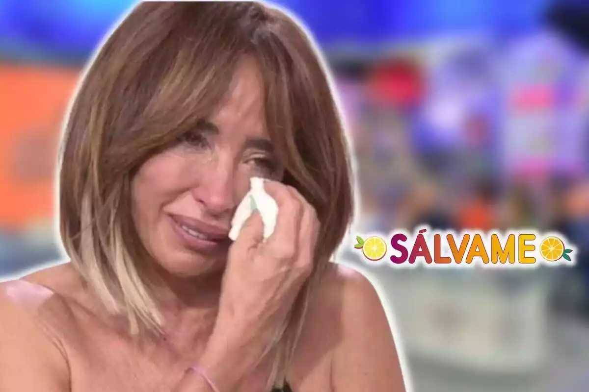 Muntatge de fotos de María Patiño plorant amb el logotip de 'Sálvame' al costat