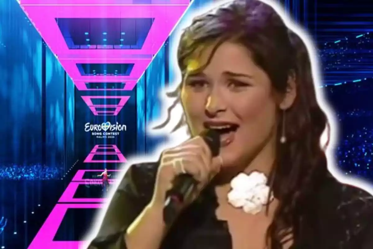 Muntatge de fotos de primer pla de Rosa López cantant el 2002 i, de fons, un plànol general del plató d'Eurovisió