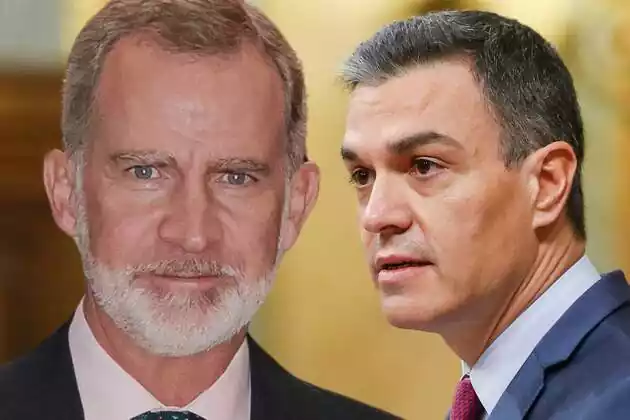 Muntatge de fotos de primer pla del rei Felip VI de Borbó i, al costat, una imatge de Pedro Sánchez amb rostre seriós