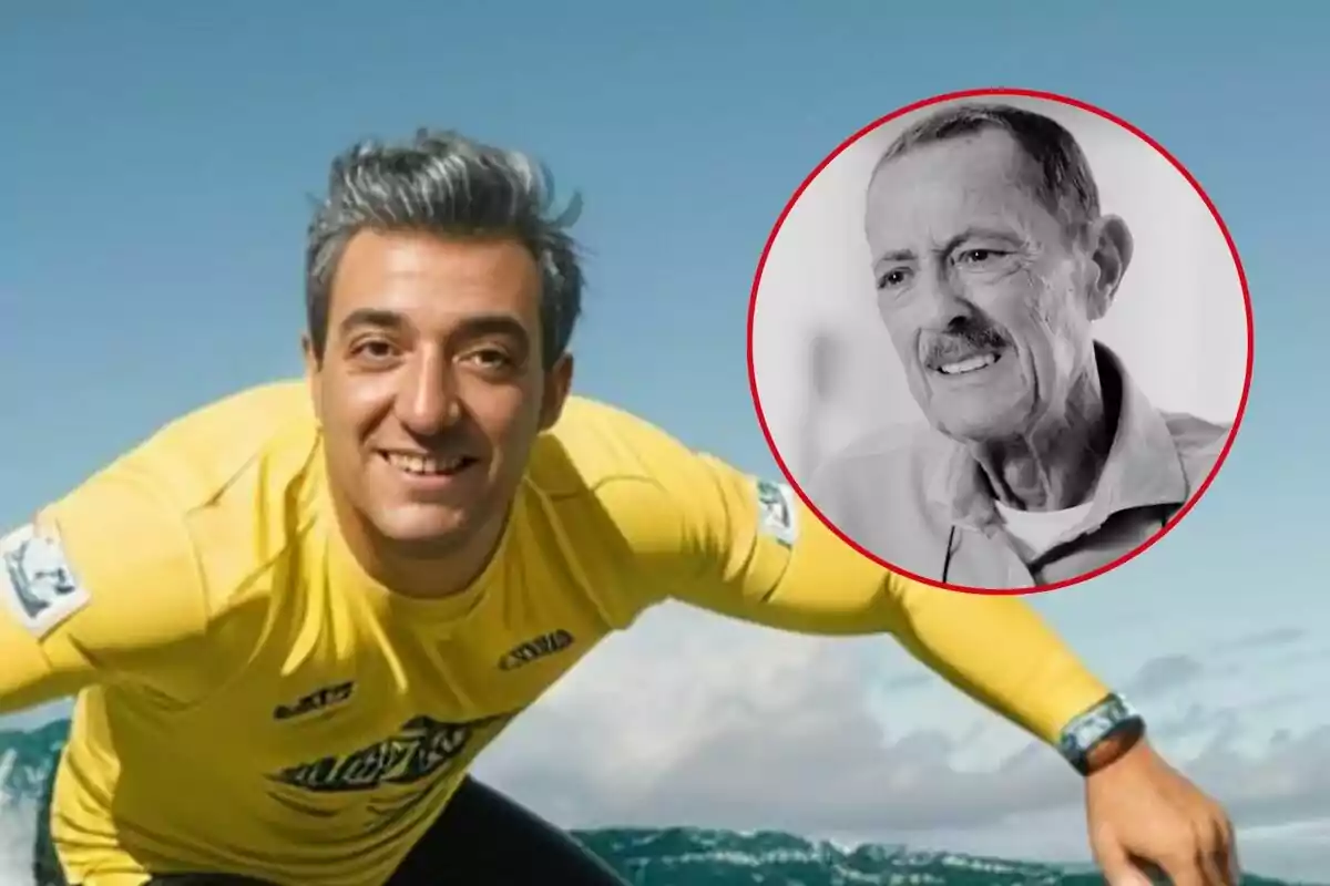 Fernando Marcos amb samarreta groga de surf somriu mentre surfeja, amb una imatge en blanc i negre de Julián Muñoz en un cercle vermell superposat a la cantonada superior dreta.