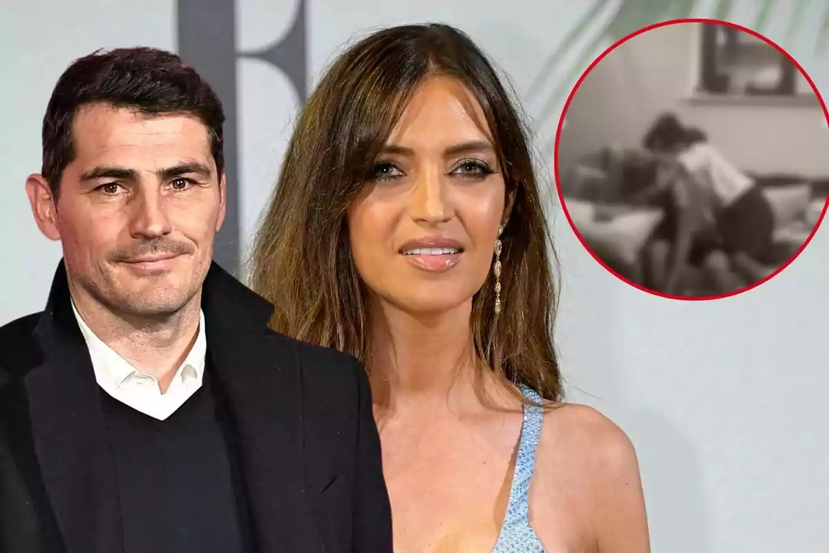 Iker Casillas i Sara Carbonero posant per a una foto amb una imatge en blanc i negre en un cercle vermell a la cantonada superior dreta.