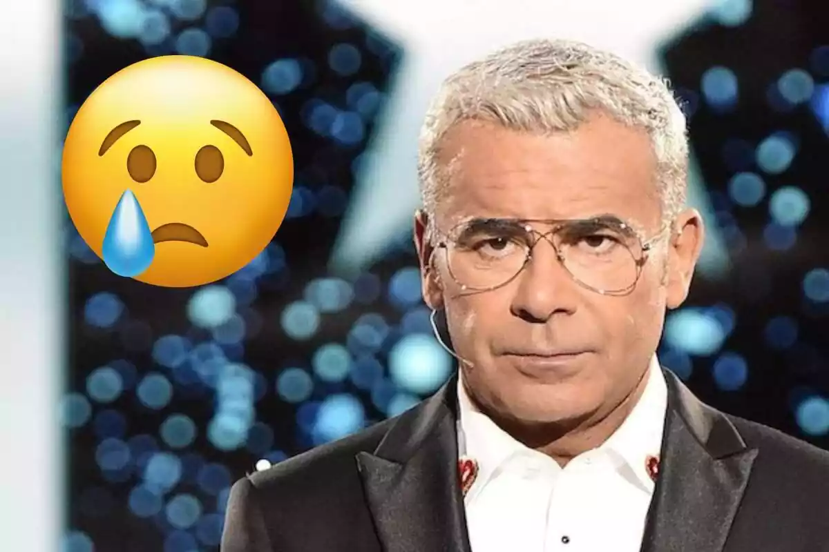 Muntatge amb Jorge Javier Vázquez seriós amb els cabells rossos i un emoji plorant