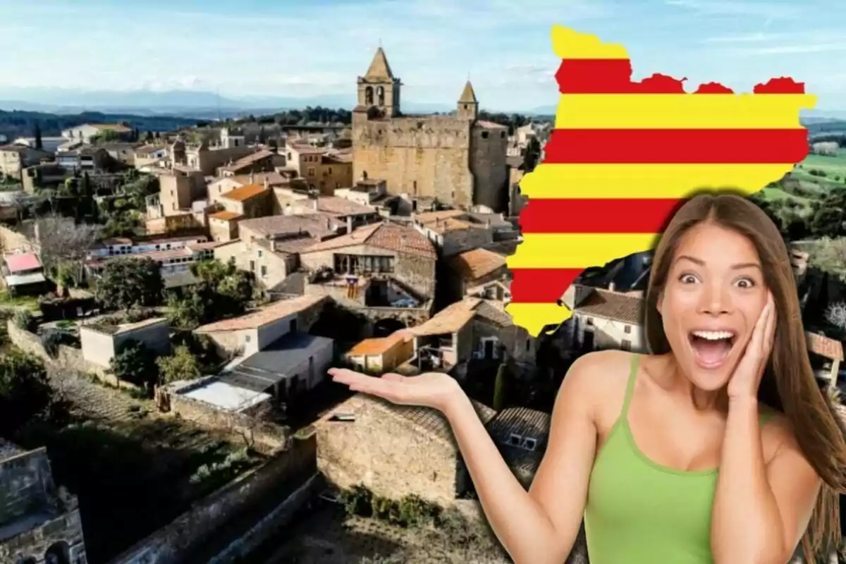 Una dona somrient amb una samarreta verda apareix a primer pla sobre un fons d'un poble amb una església i un mapa amb la bandera catalana.