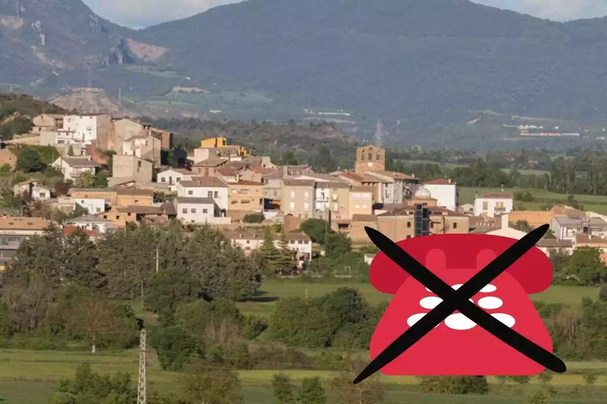 Muntatge amb una part del municipi de Vilamitjana, un telèfon vermell i una creu negra a sobre