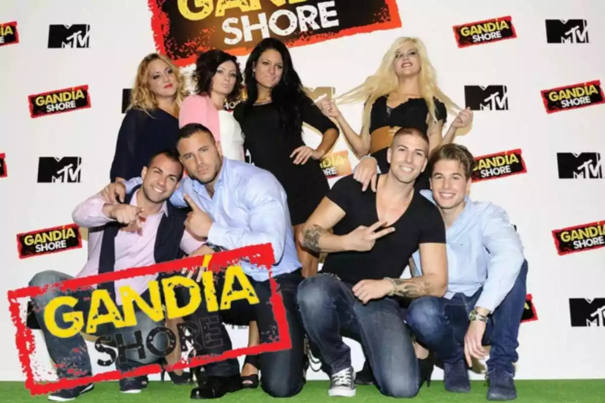 Muntatge dels participants de 'Gandia Shore' i el logo del programa