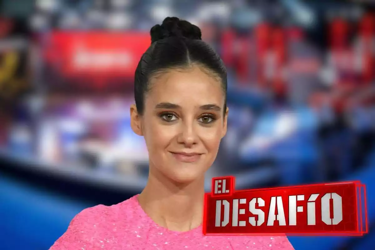 Muntatge amb el plató d''El Desafío' al fons, Victoria Federica somrient amb un monyo i el logo del programa