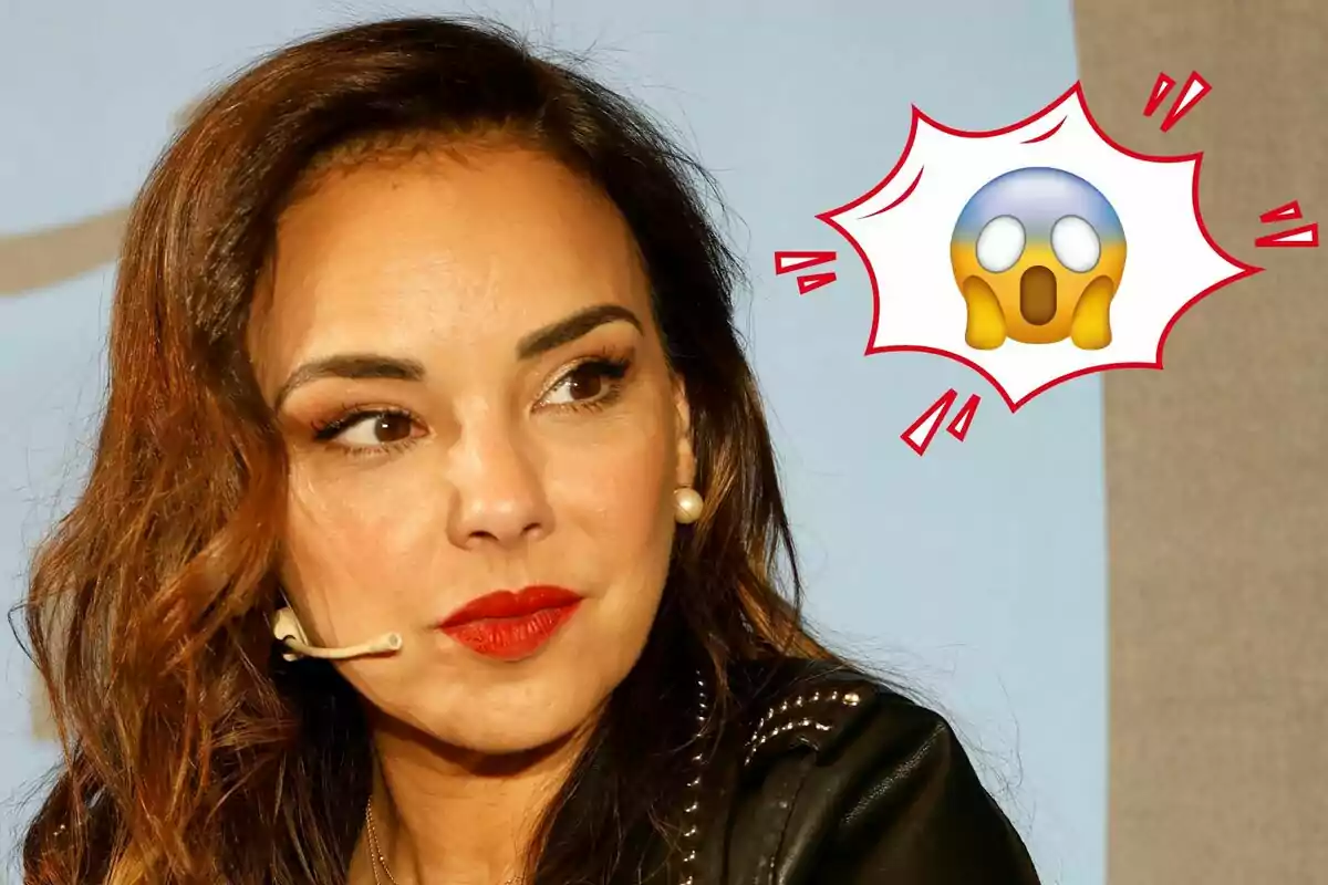 Chenoa amb expressió seriosa i un emoji sorprès al costat.