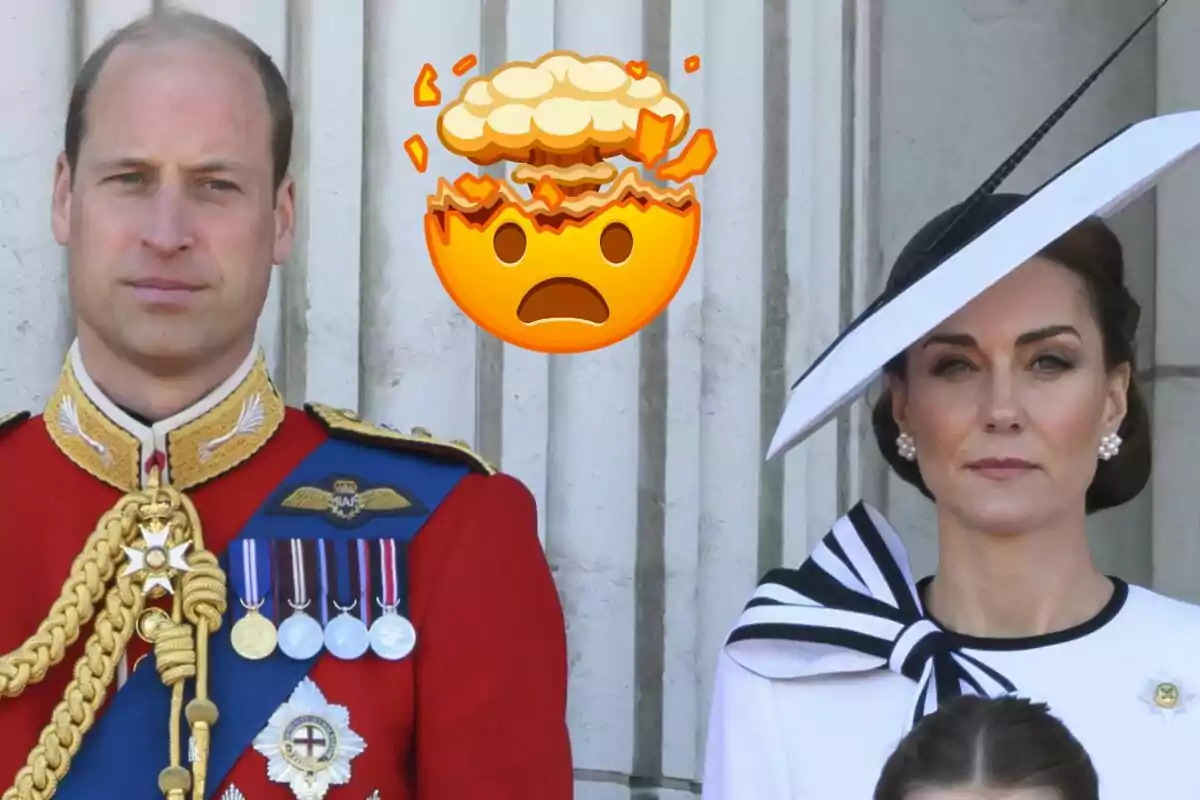 Muntatge del príncep Guillem seriós en vestit oficial al costat de Kate Middleton seriosa en vestit blanc i negre i barret i un emoji explotant