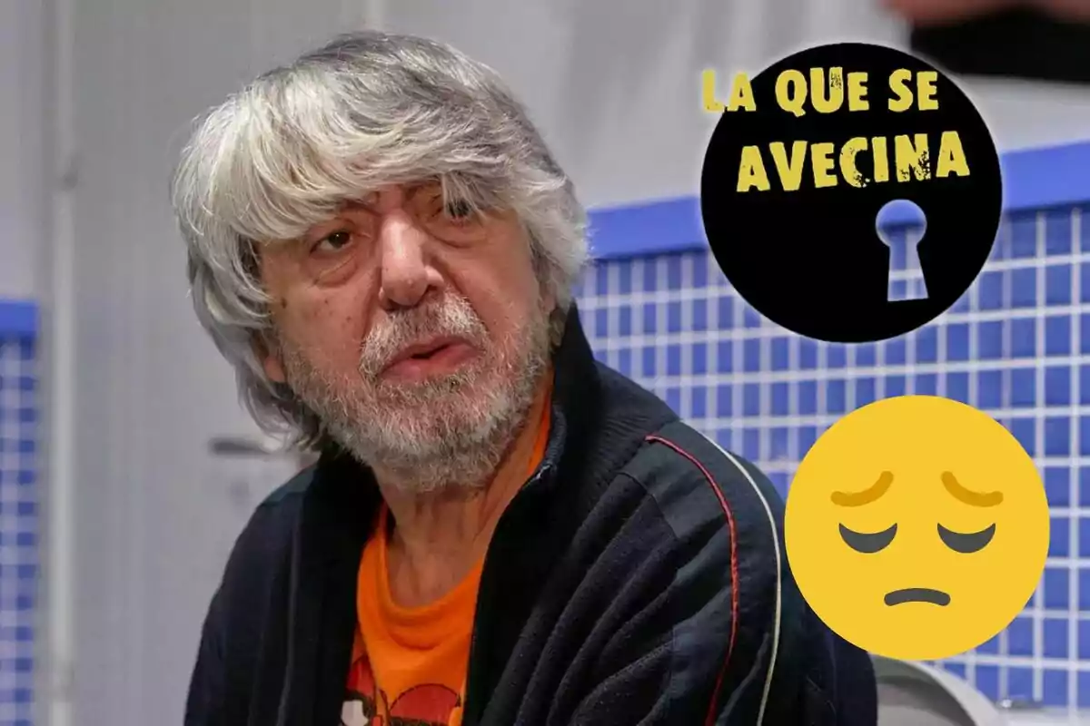 Ricardo Arroyo amb cabell canós i barba, al costat d'un logotip de "La que s'acosta" i un emoji de cara pensativa.